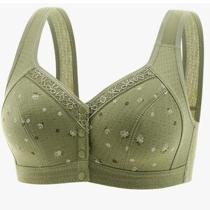 Floral Lace Trim Green Bra Front Closure NWOT Size L